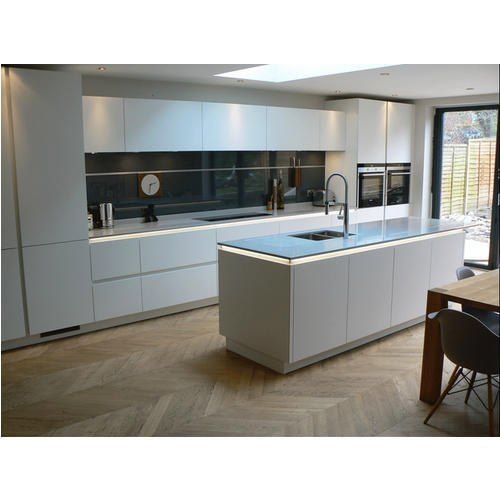 Multicolor Scratch Resistance Wooden Modular Kitchen