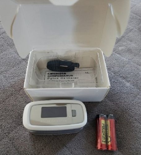 Plastic Led Finger Pulse Oximeter