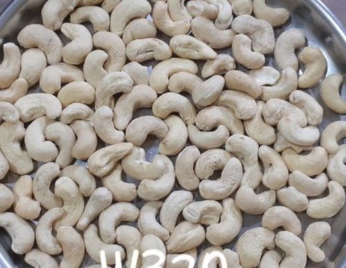 White W320 Whole Cashew Kernels