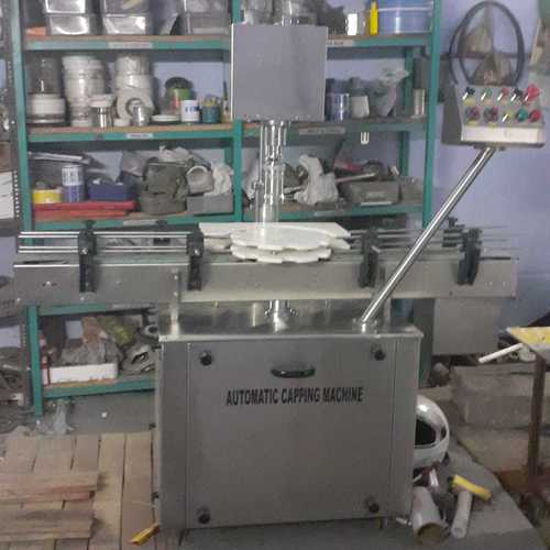 Automatic Screw Or Ropp Capping Machine Dimension(L*W*H): 1600 Mm (L) X 900 Mm (W) X 1550 Mm (H) Millimeter (Mm)