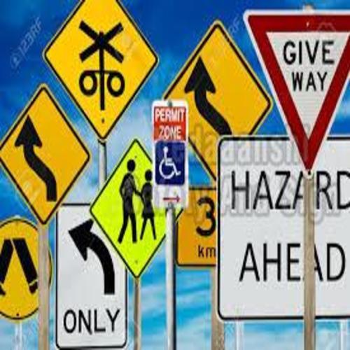 Multisizes Directional Traffic Signs At Best Price In Surat