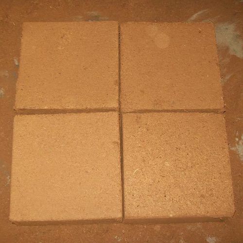 Coconut Fiber Brown Coco Peat Blocks