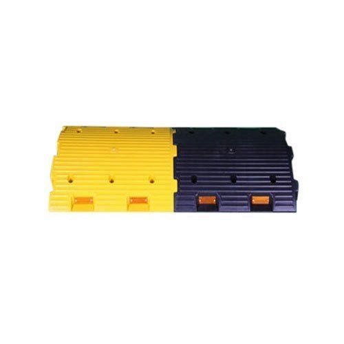 Aluminium Metal Road Safety Speed Breaker Size: Standard