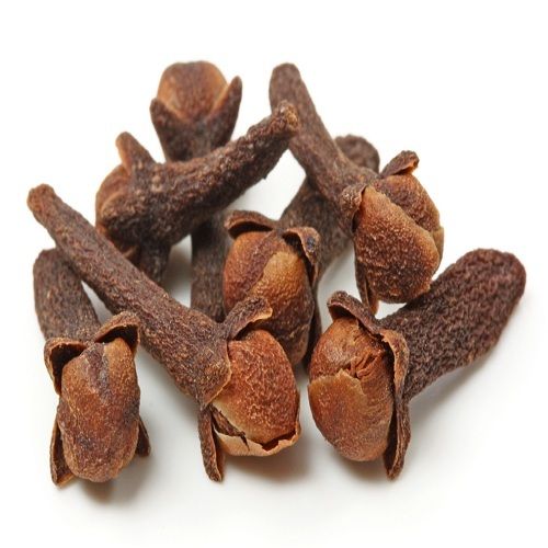 Black Organic And Healthy Clove Pods