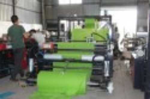 User Friendly Fully Automatic Grade Non Woven Bag Making Machine