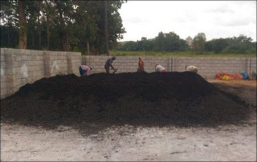 Black Organic Fertilizer Powder