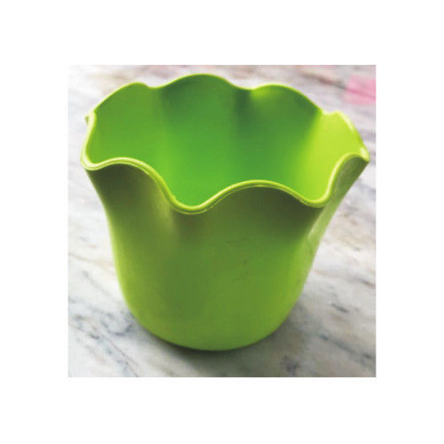 Plastic Green Flower Pot