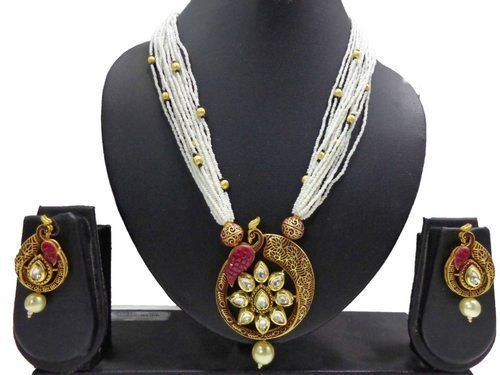 Women Antique Necklace Set