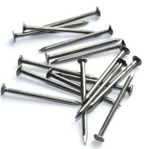 Iron Wire Nails - Iron Material, Sizes of 2.50 Inch and 3 Inch, Packed in 50 KG Bags