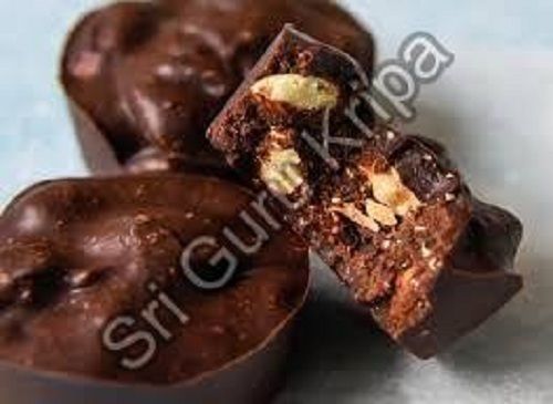 Tasty And Crispy Almond Chocolates