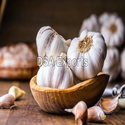 Organic and Natural Fresh Garlic