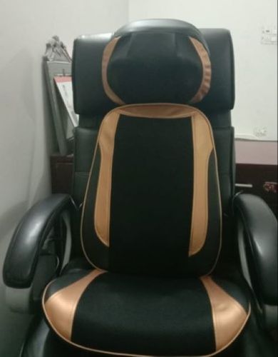 व्यक्तिगत उपयोग के लिए पर्यावरण के अनुकूल प्रीमियम कुशन मसाज चेयर