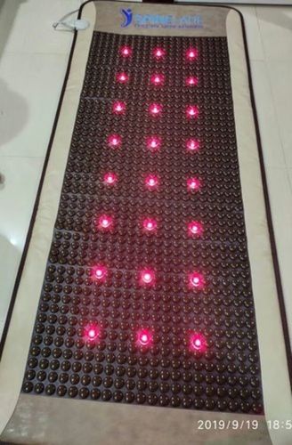 फोटॉन और टेंस के साथ ब्राउन टूमलाइन स्टोन मैट