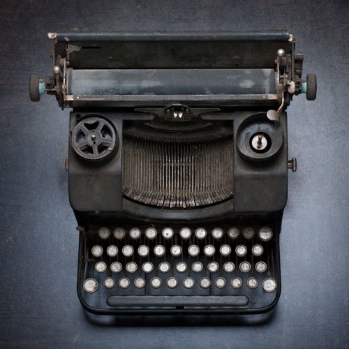 Antique Typewriter - Metal Material | Good Working Condition Perfect for Home or Office Decoration Art & Collectible