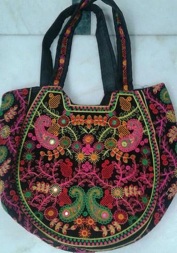 Attractive Design Ladies Embroidered Handbags