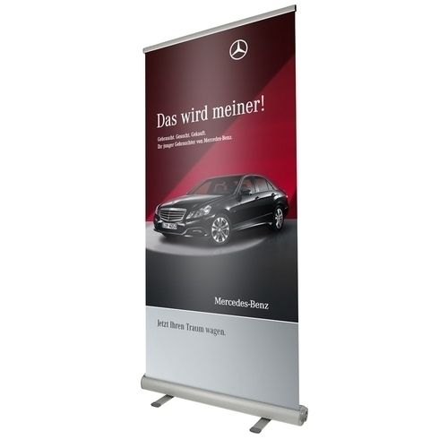 Advertising Roll Up Standee Application: Outdoor