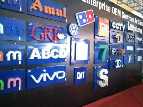 Customized Hinid And English Electronic Led Acrylic Letters Application: For Advertising