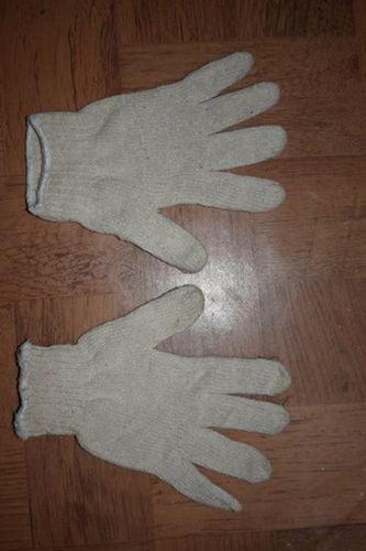 Plain White Color Cotton Hand Gloves