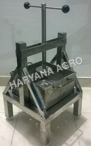 Ss Manual Paneer Press Machine Installation Type: Free Stand