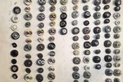 Black Leather Buttons at Rs 50/box, Virat Bhawan, New Delhi