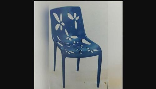 Vinca Moulded Plastic Chairs