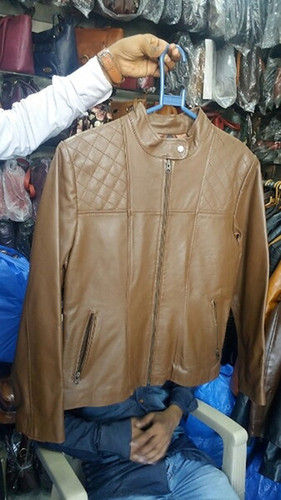 Impeccable Finish Mens Leather Jacket