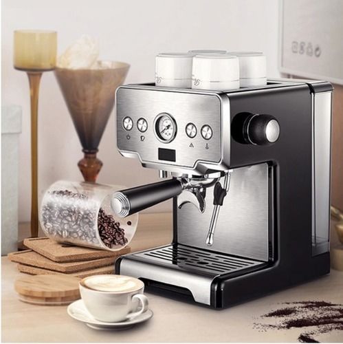 Italian Semi-Automatic Coffee Maker Coffee Machine Capacity: 1.7 Liter/Day