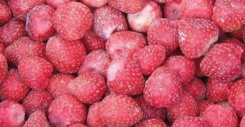 Frozen Red Strawberry Fruit