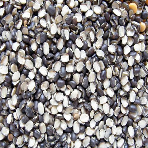 Black Healthy And Natural Split Urad Dal