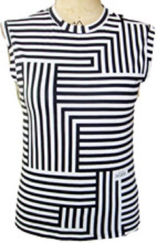 Various Colors Are Available Geometrical Print Girls Top