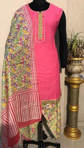 Ladies Pink Embroidered Salwar Suit D. No. 2418
