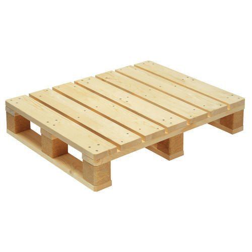 Brown Rectangular 4 Way Industrial Wooden Pallet