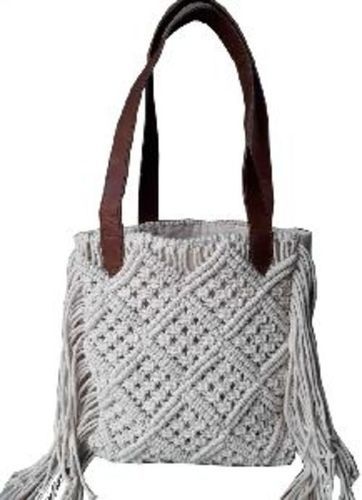 Ladies White Plain Handbag Design: Attractive