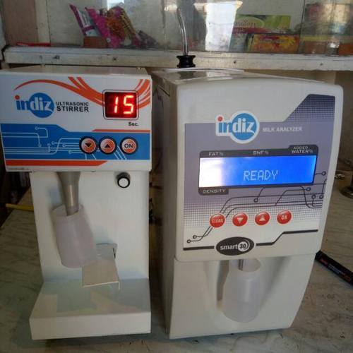 White Indiz Ultrasonic Milk Analyzer