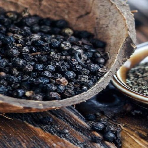 स्वस्थ और प्राकृतिक ब्लैक पाइपर नाइग्रम सीड्स ग्रेड: फूड ग्रेड