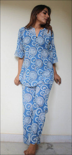 Uttam Women Printed Brown Night Suit Set Price in India - Buy Uttam Women  Printed Brown Night Suit Set at  Night Suit Set