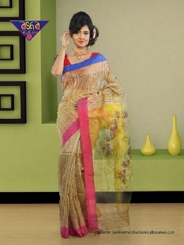 विभिन्न रंगों में उपलब्ध हैं प्रिंटेड गीचा जामदानी साड़ी