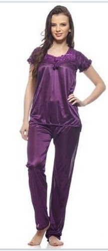 Various Colors Are Available Plain Ladies Night Suits