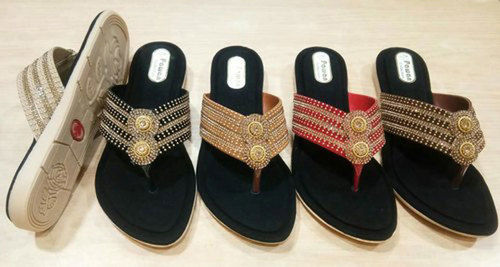 Ladies v sale shape chappal