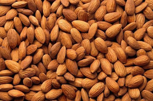 Healthy and Natural Dried Almond Nuts