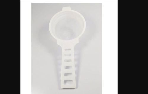 Plain White Plastic Tea Strainer Hardness: Rigid