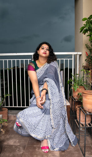 Grey And White Hand Block Printed Linen Zari Border Saree