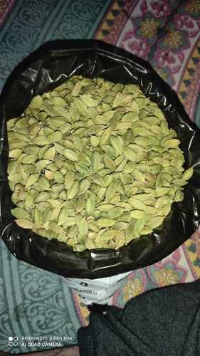 Premium Quality Green Cardamom Grade: 8Mm