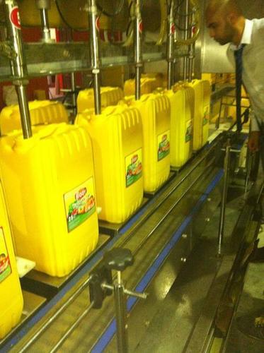 Common Pure And Natural Cooking Oil