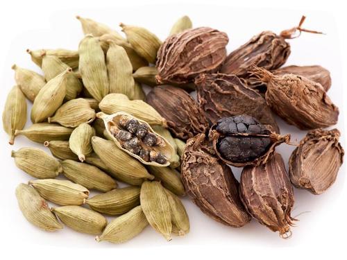 Healthy And Natural Cardamom Pods Grade: Food Grade