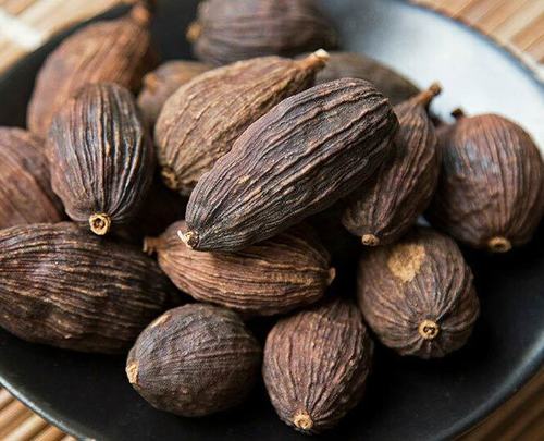 Healthy And Natural Black Cardamom Grade: Food Grade