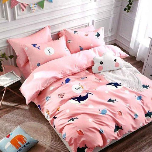 Multicolor Fish Printed Comforter Set