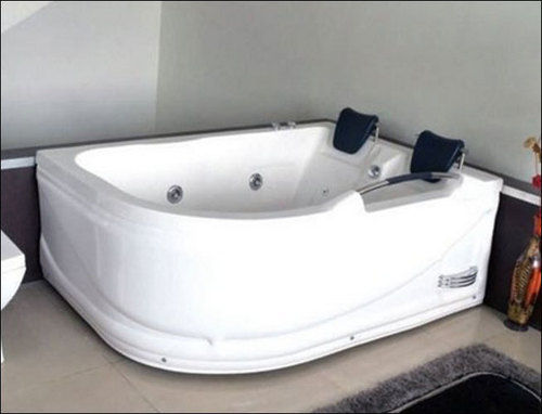 White Grace Acrylic Bathtub