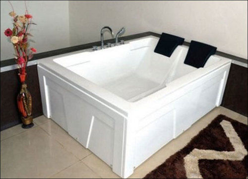 Rectangular Acrylic White Seagull Bathtub