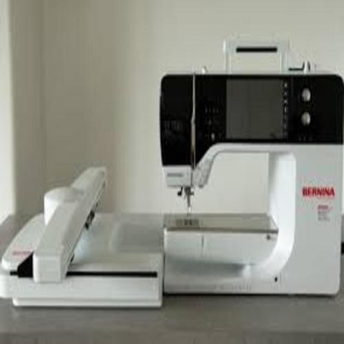 Black & White Bernina 790 Sewing And Embroidery Machine